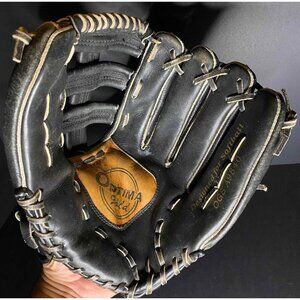 Wilson OG8 A9840 Optima Gold Series Black Softball Glove 10 in Right Handed RHT